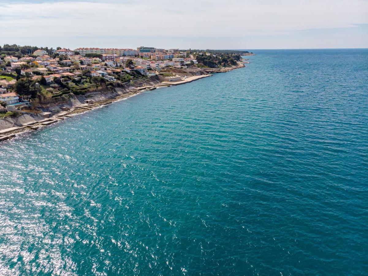 Villa Milena With Pool And Sea View Crveni Vrh Zewnętrze zdjęcie
